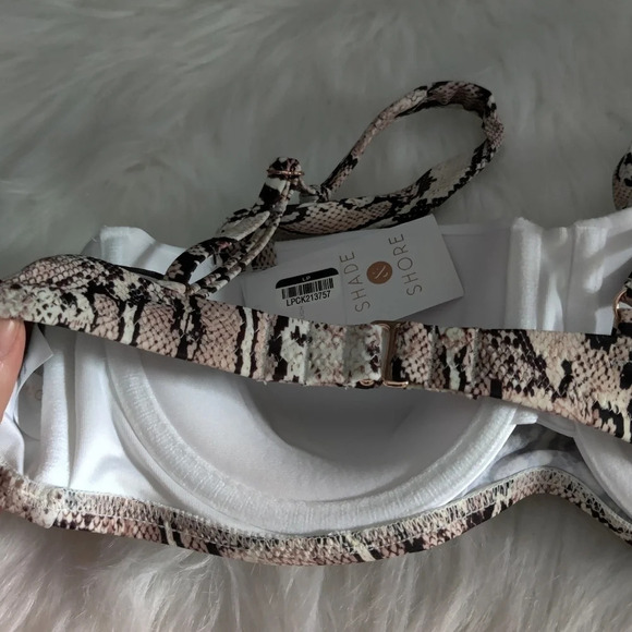 *NWT* Shade and Shore Snakeskin Print Bikini Top - Picture 2 of 5